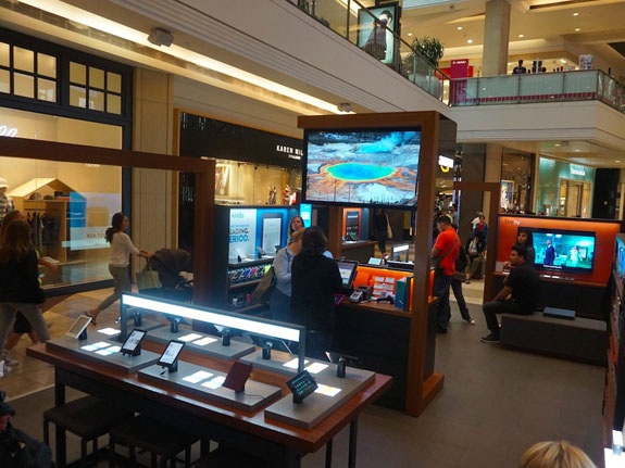 The Amazon pop-up store in San Francisco's Westfield (Mall.Business Insider/Eugene Kim)